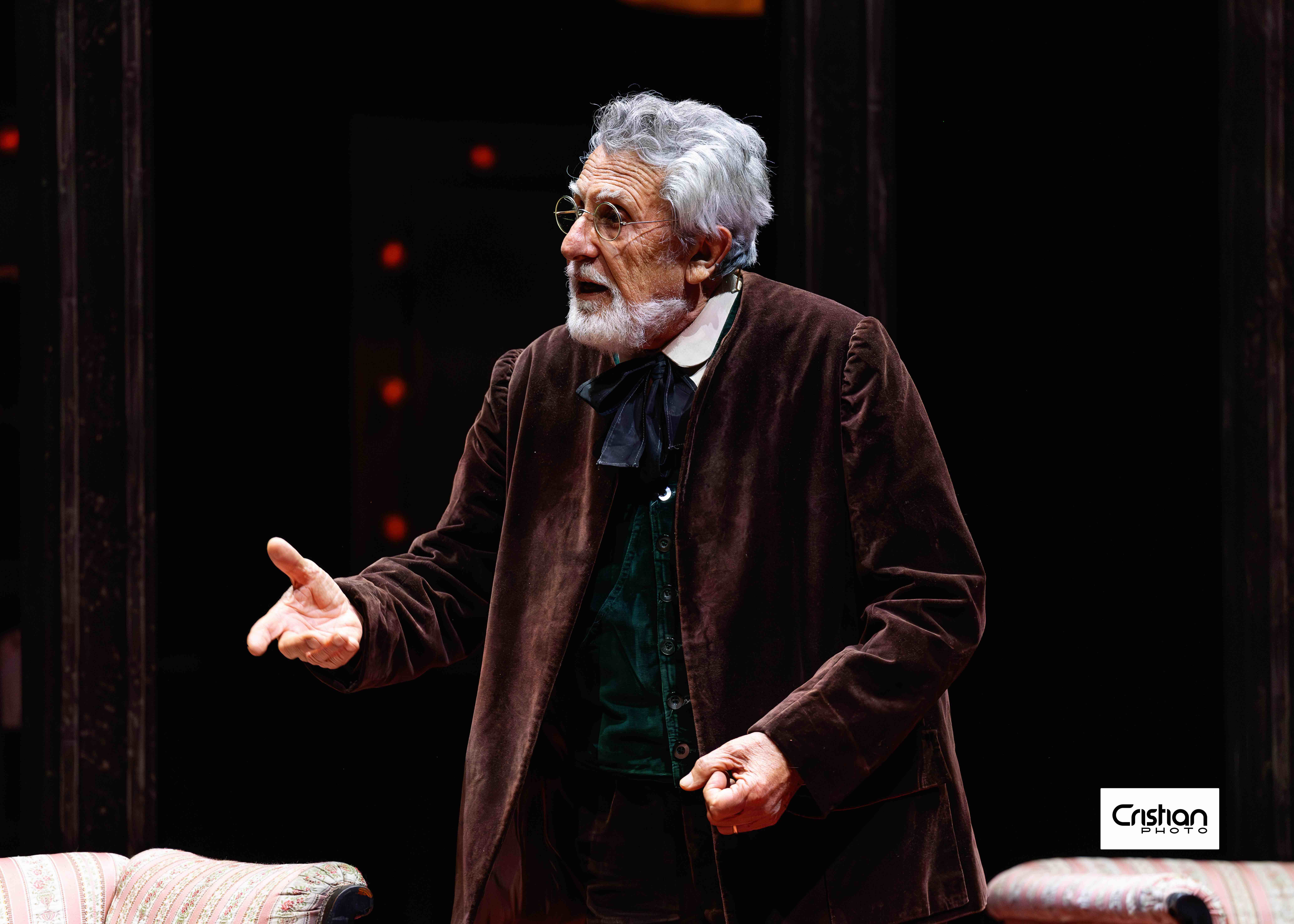 Pippo Pattavina in "Pensaci Giacomino!" di Luigi Pirandello al Teatro Quirino di Roma